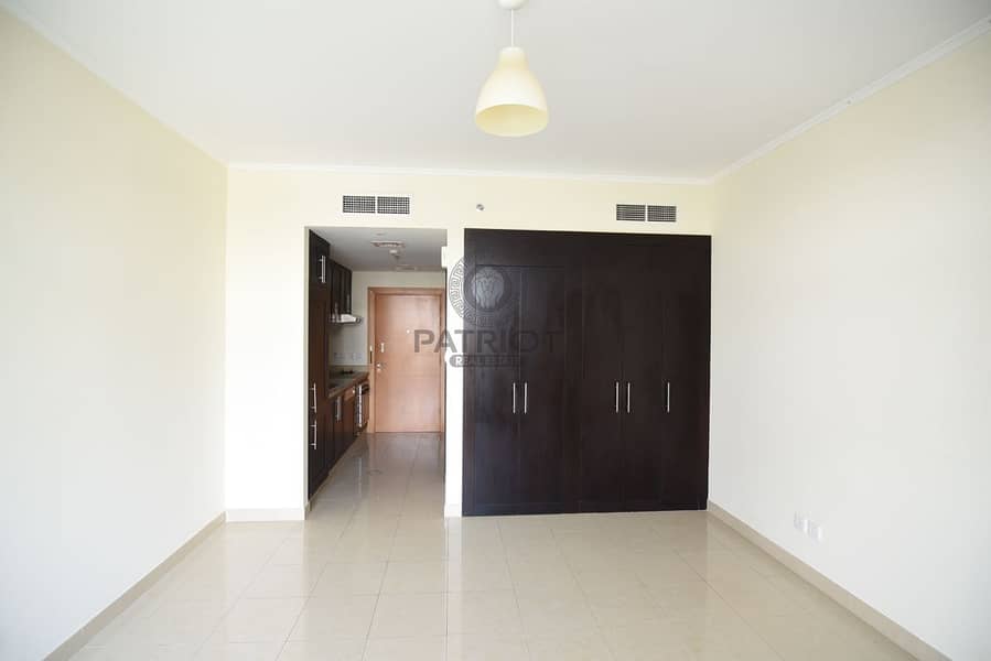 Beautiful Studio | facing Cana | Ready to Move in Beautiful Studio | facing Cana | Ready to Move in