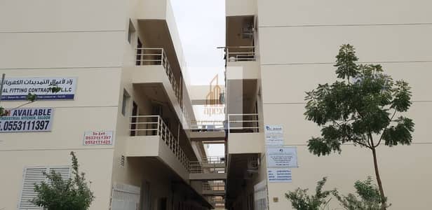 Labor accommodation available AED 1500 6 persons Capacity Rooms in sonapur Labor accommodation available AED 1500 6 persons Capacity Rooms in sonapur