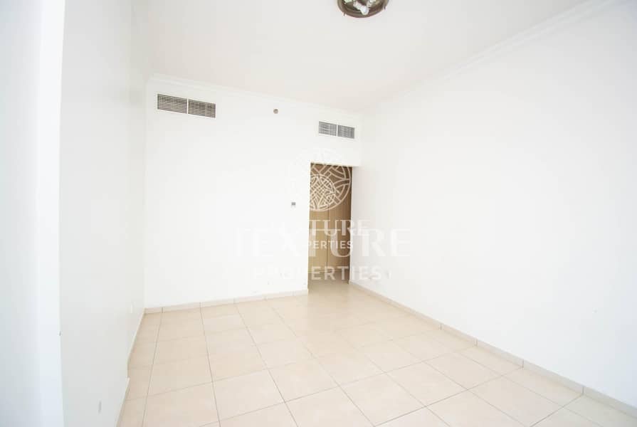 Spacious 2 Bedroom at Dubai Marina Spacious 2 Bedroom at Dubai Marina