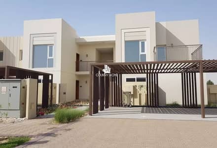Luxurious 3 BR| Town House| Next to Golf Course Luxurious 3 BR| Town House| Next to Golf Course
