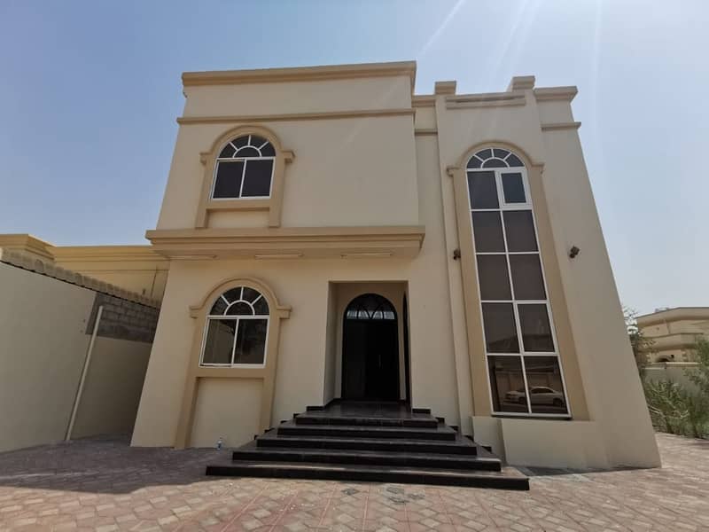 A two-storey villa, 6 rooms, a majlis and a hall with air conditioners, a large area, a quiet area