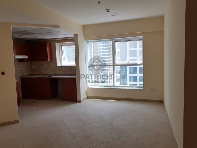 8 BEAUTIFUL UNFURNISHED  2 BEDROOM APARTMENT  IN CLUSTER A Dubai gate 2