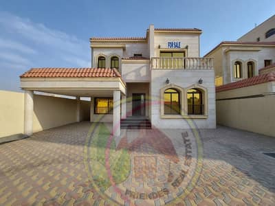 Villa for sale on Hill Street, super deluxe finishing, very special location Villa for sale on Hill Street, super deluxe finishing, very special location