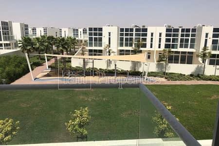 Amazing 3 BR+M | Single Row | Park View Amazing 3 BR+M | Single Row | Park View