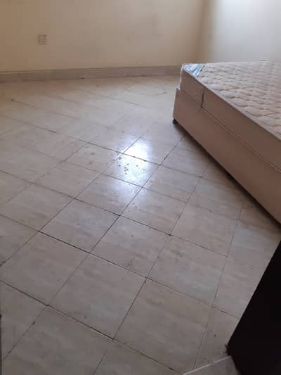 ROOM ROOM