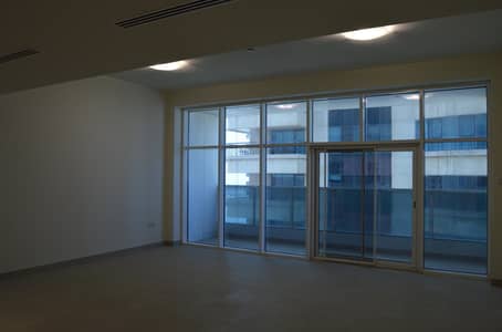 Three Bedroom Available for rent in Dubai Marina Three Bedroom Available for rent in Dubai Marina
