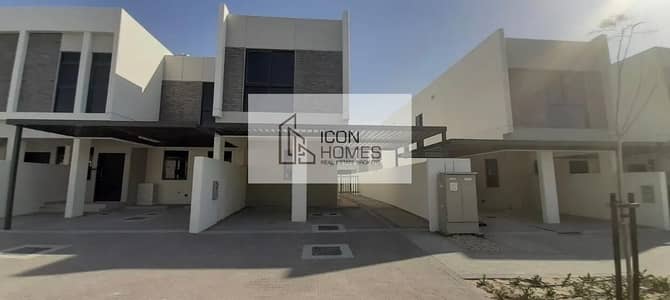 BEST DEAL | SINGLE ROW | 3 BEDROOM + MAID