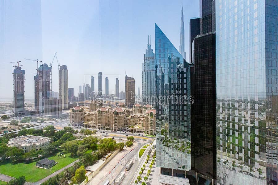 1-BR Apartment | DIFC | Sheik Zayed View