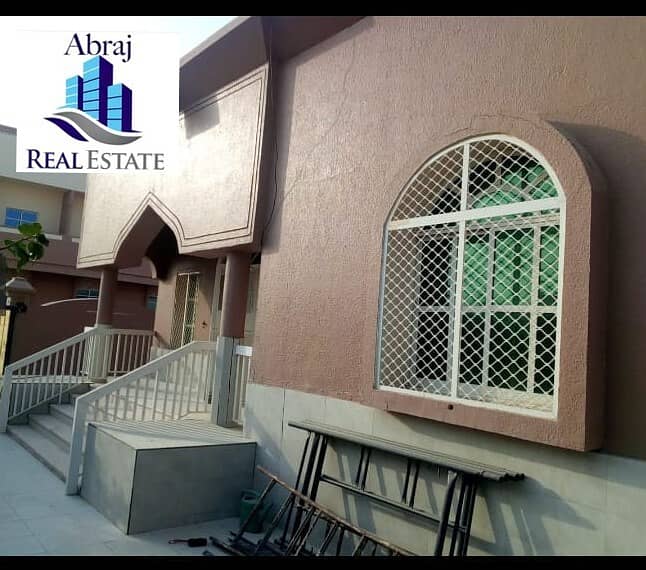 Villa on an area of ​​4700 feet close to a street and close to all services