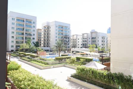 Nice 1 BR | Pool View | Chiller Free | Ready to Move Nice 1 BR | Pool View | Chiller Free | Ready to Move