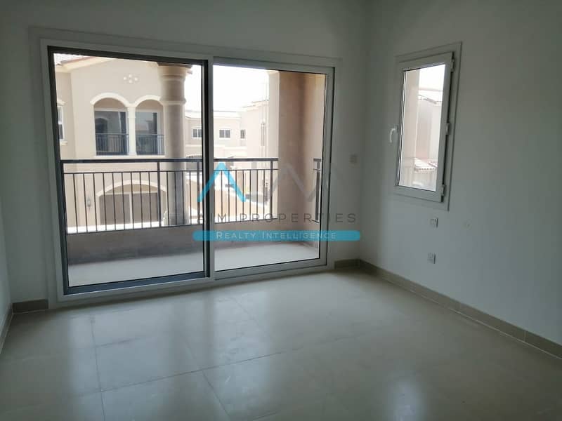 8 Single Row Corner 3BHK+Maids in CASA DORA