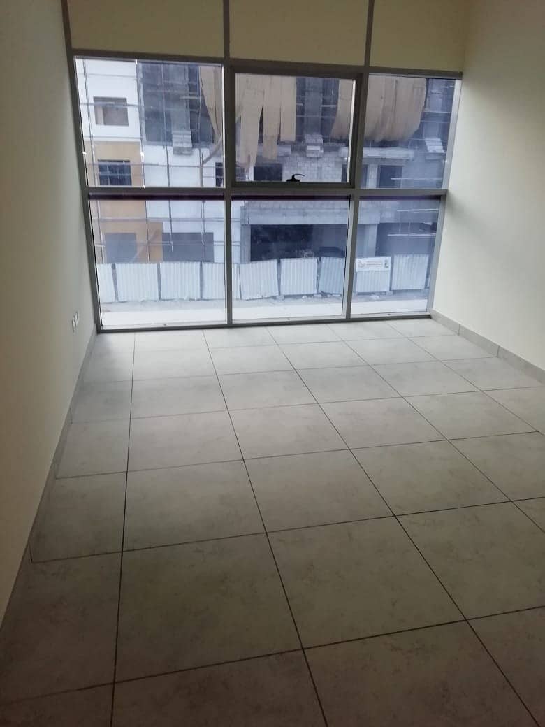 FULL FACILITIES BUILDING TWO BEDROOM WITH BALCONY RENT IN PHASE 2  -03