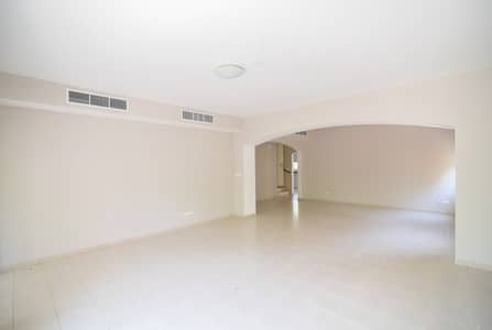 4 Bedroom Villa for Rent in The Meadows, Dubai - Exclusive | 5 Bed+maids | Ready To Move In Genuine 4 Bedroom Villa for Rent in The Meadows, Dubai - Exclusive | 5 Bed+maids | Ready To Move In Genuine