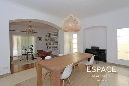 4 Bedroom Villa for Sale in The Lakes, Dubai - Fully Upgraded|Family Home|Opposite Pool 4 Bedroom Villa for Sale in The Lakes, Dubai - Fully Upgraded|Family Home|Opposite Pool