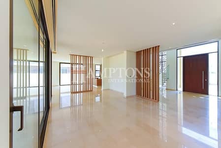 Golf Course View| Big Plot|Classic Style Golf Course View| Big Plot|Classic Style