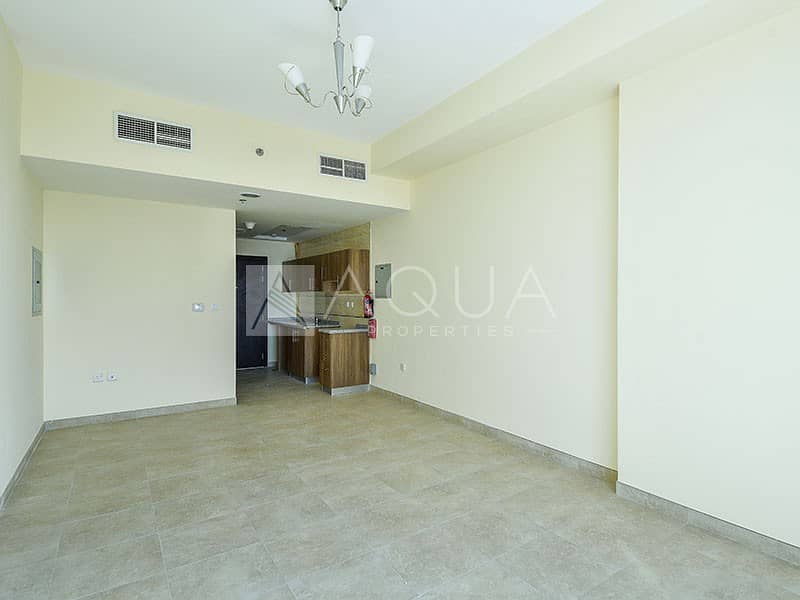 Exclusive | Brand New Studio | Lake Views Exclusive | Brand New Studio | Lake Views