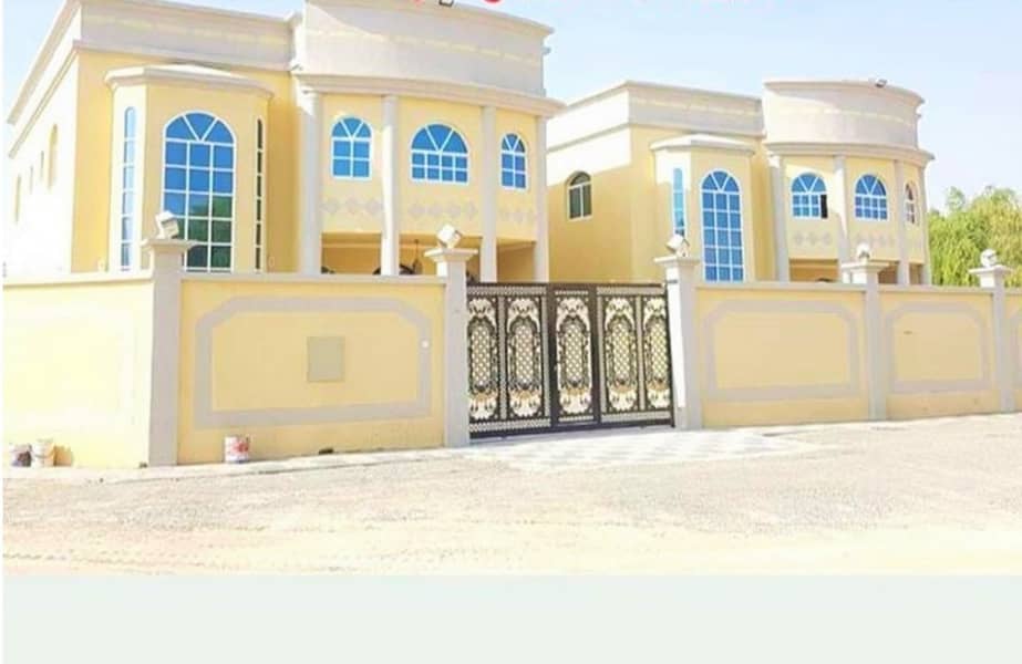 For urgent sale and the price is a snapshot without a commission from the buyer and with large bank facilities, a villa with a luxurious design and a very large area, behind the Al Hamidiyah Center in Al Rawda, in the finest areas of Ajman for free owners