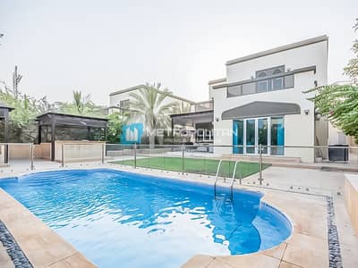 فیلا 4 غرف نوم للايجار في جميرا بارك، دبي - Great Condition | Regional 4 Beds | Private Pool فیلا 4 غرف نوم للايجار في جميرا بارك، دبي - Great Condition | Regional 4 Beds | Private Pool