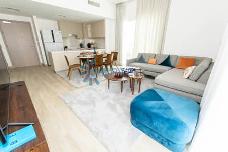 2 Bedroom Flat for Sale in Yas Island, Abu Dhabi - Direct Sea View | Luxurious Apartment | Secondary Market 2 Bedroom Flat for Sale in Yas Island, Abu Dhabi - Direct Sea View | Luxurious Apartment | Secondary Market