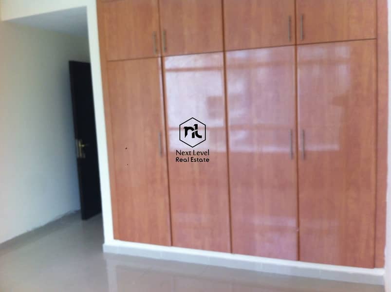 opposite metro station with balcony and parking in 4 cheques opposite metro station with balcony and parking in 4 cheques