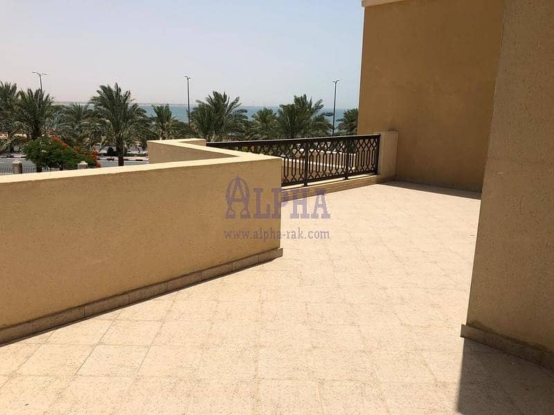 1 Month FREE! Beautiful Sea View! 1 Bedroom