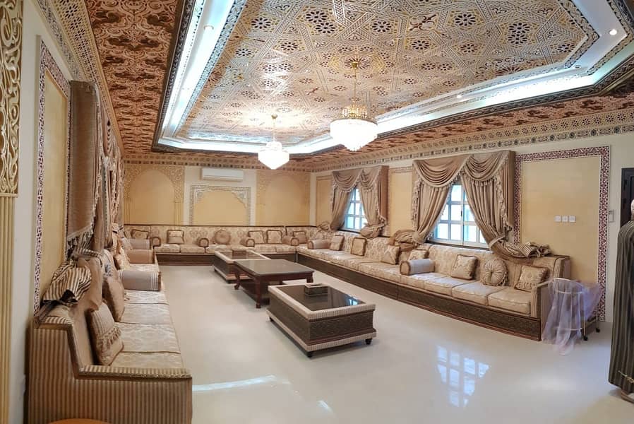 Luxurious Villa Classic Design in Perfect location . with water electricity villa with an area of 6500 in Ajman Al Rawda 2 for sal