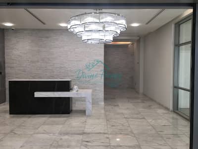 Well Maintain Brand New Ready To Move in Well Maintain Brand New Ready To Move in