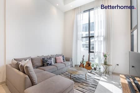 Courtyard | Private Terrace | Community View Courtyard | Private Terrace | Community View