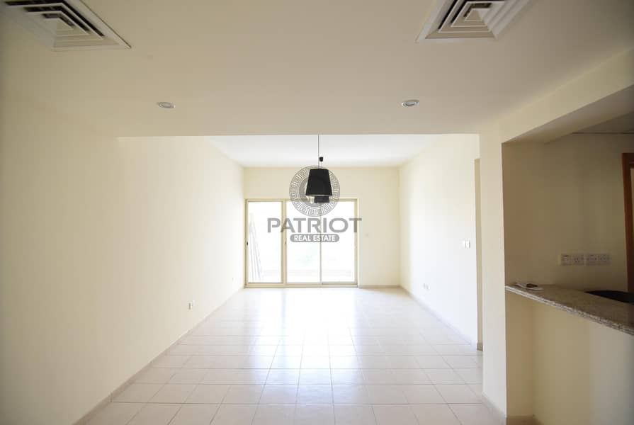 6 Nice 1 BR Apartment | Chiller Free | 51 K |