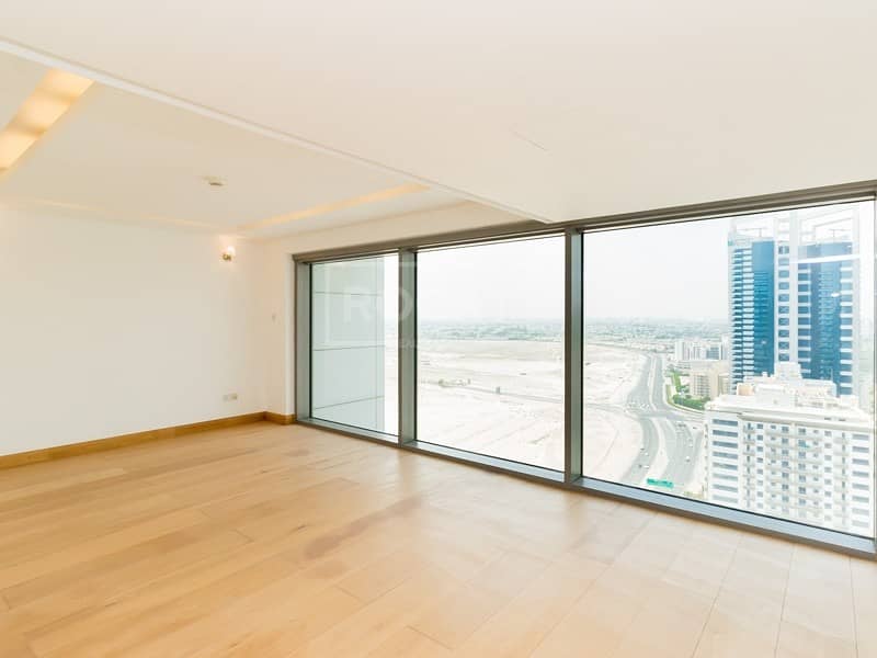 21 Affordable Large 1 Bed | Loft Penthouse | Chiller in Dewa