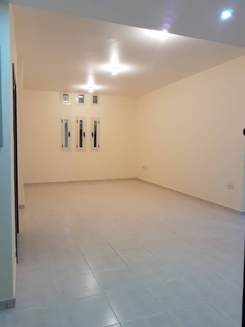 Brand New Hot Property 2 Bed Room With Parking