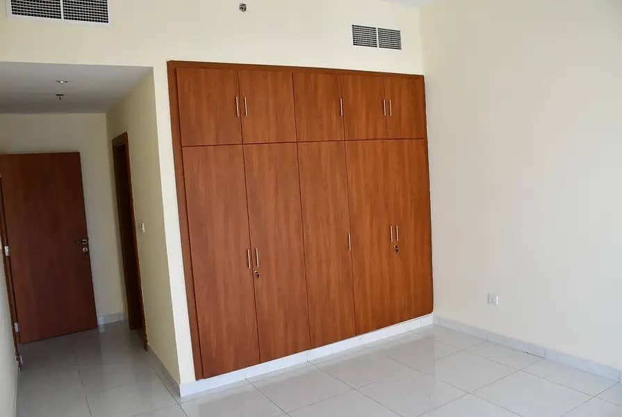 5 1 MONTH FREE-2 BHK WITH MAID ROOM+ALL FACILITIES RENT 51K
