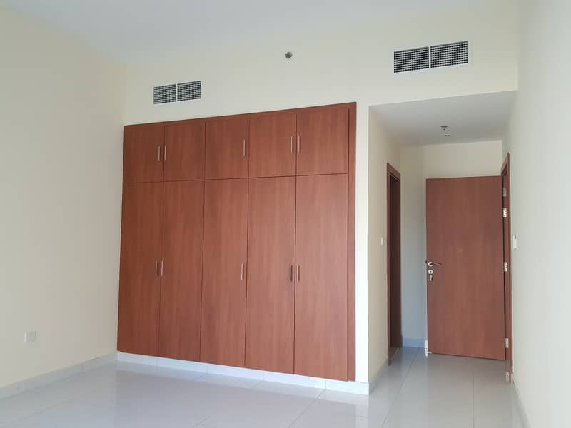 9 1 MONTH FREE-2 BHK WITH MAID ROOM+ALL FACILITIES RENT 51K