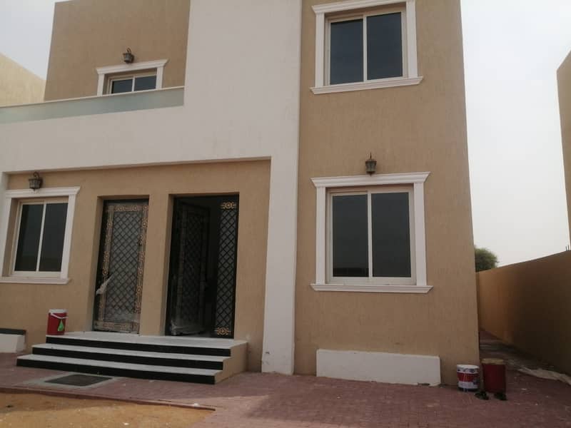 Two floors villa in Al Maha area, Al Helio, luxurious finishing, large yards, garden, setback area, either m. The villa is excellent. The villa is on Qar Street