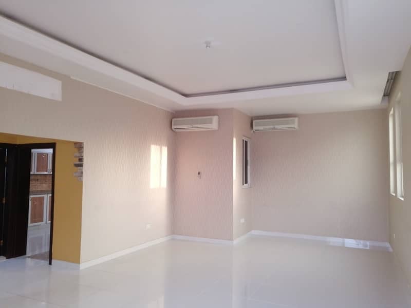 HUGE OFFER PRIVATE ENTRANCE 4BHK  VILLA WITH MAID ROOM LAUNDRY  ROOM