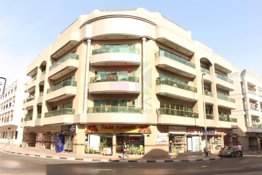 Shop available in Prime location in  Karama