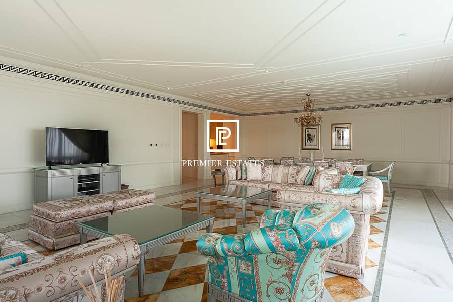 LUXURIOUS | FURNISHED| 3 BEDROOM | 2 CAR PARKS LUXURIOUS | FURNISHED| 3 BEDROOM | 2 CAR PARKS