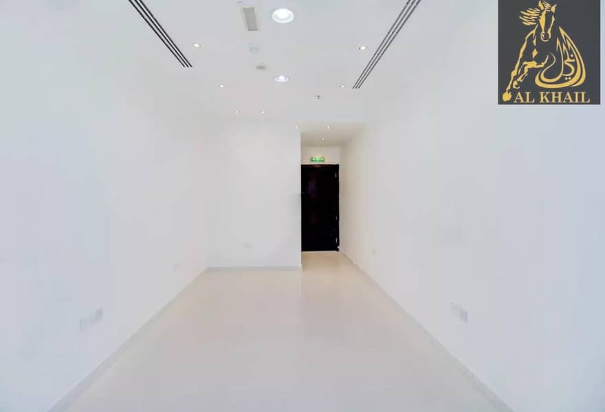 6 LOW PRICE FITTED OFFICE IN PARK LANE