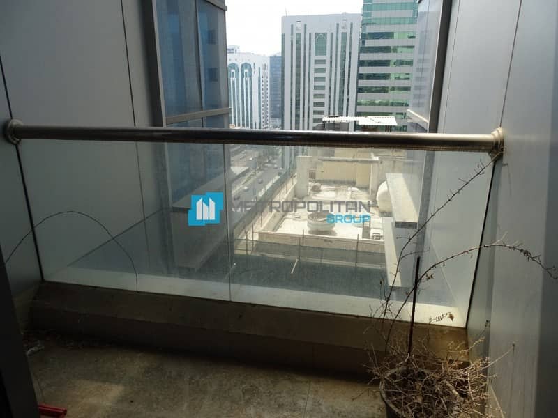 Spacious 1BR Aprt. w/ Balcony and Full Facilities