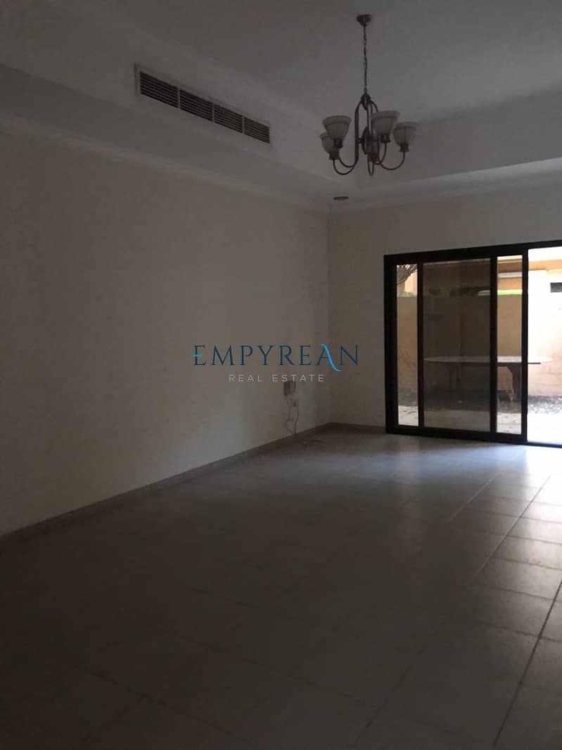 ^^SEMI INDEPENDENT WITH PRIVATE ENTERANCE PRIVATE PARKING SPACIOUS 3BHK VILLA AVAILABLE IN MIRDIF near 2 ASWAQ MALL WITH