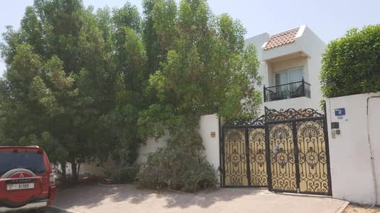 HUGE 6 BHK INDEPENDENT VILLA IN JUMEIRAH 2 BEST LOCATION ONLY 180K HUGE 6 BHK INDEPENDENT VILLA IN JUMEIRAH 2 BEST LOCATION ONLY 180K