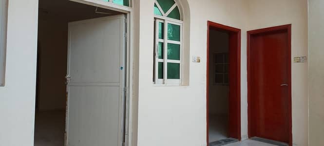 3 bedroom hall villa for rent in Al Sabkha 3 bedroom hall villa for rent in Al Sabkha