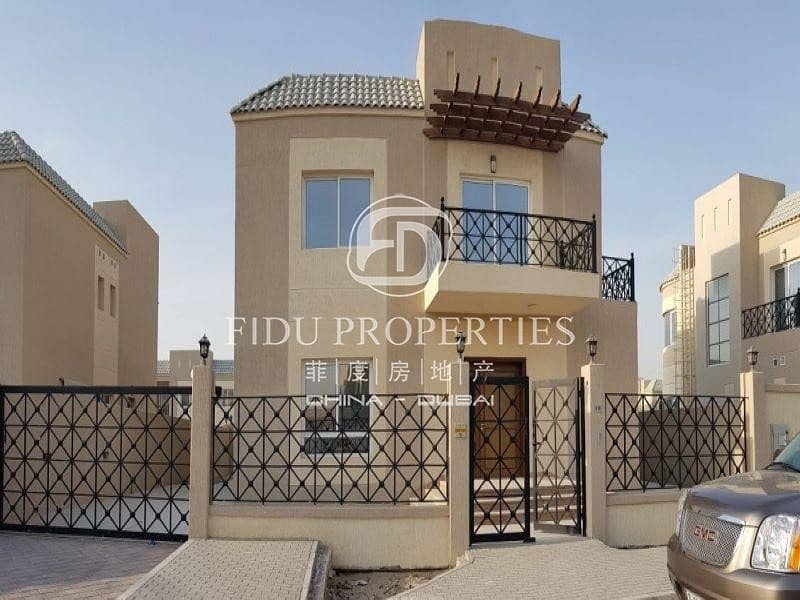 4 Bedroom Villa Plus Maids Room in Living Legends 4 Bedroom Villa Plus Maids Room in Living Legends