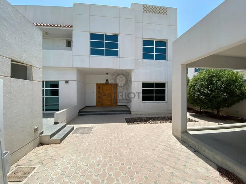 3 BEAUTIFUL COMPOUND 4BR MAIDS SHARED POOL & GYM IN UMM SUQEIM 2