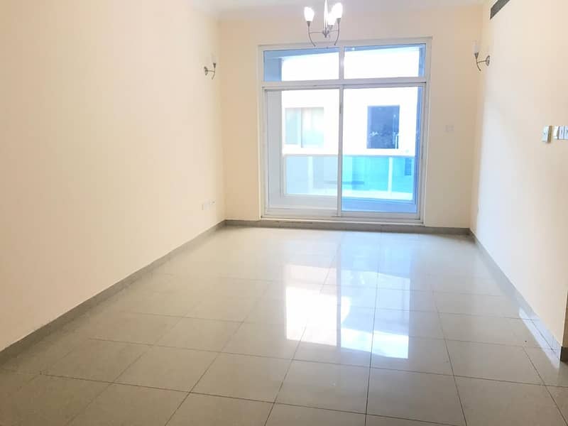 LUXURY BIG 2 BHK APT IN DISCOUNT PRICE / 60K@ LUXURY BIG 2 BHK APT IN DISCOUNT PRICE / 60K@