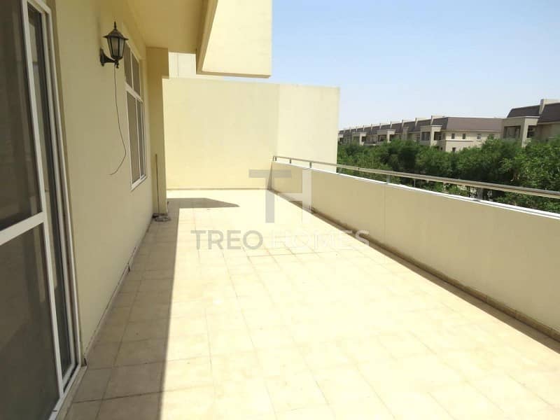 Garden view| Great Location | Large Terrace