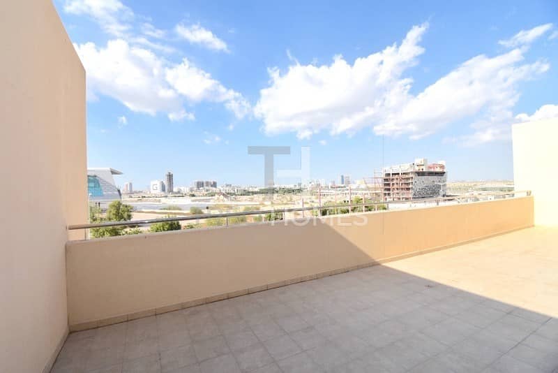 Nice Terrace | Large Apartment | Vacant Now