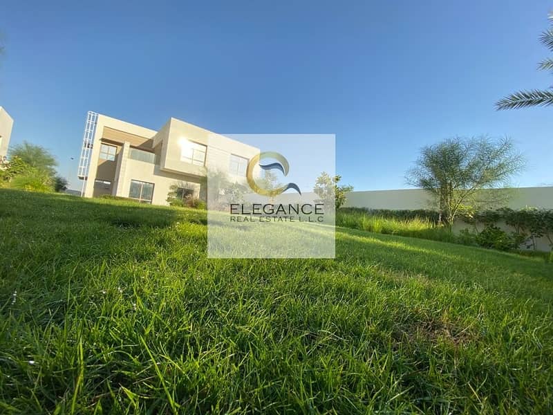 5 Bed Villa For Sale 5 Bed Villa For Sale
