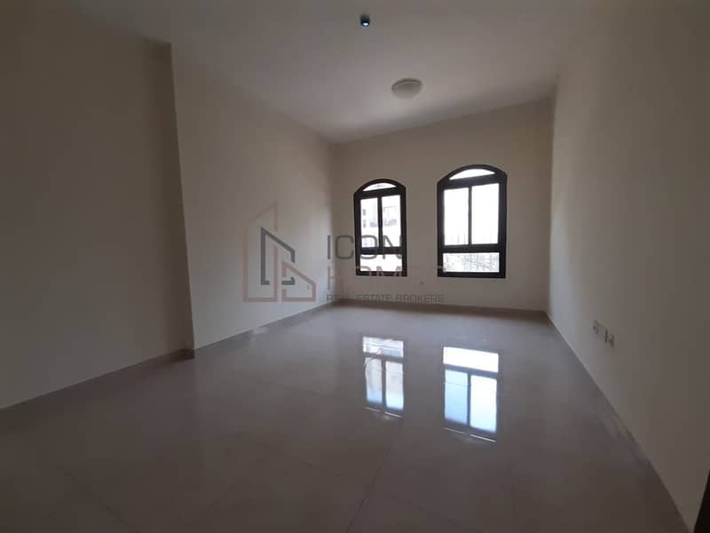 6 HUGE AND SPACIOUS 2BR| WITH PRIVATE GARDEN & BALCONY