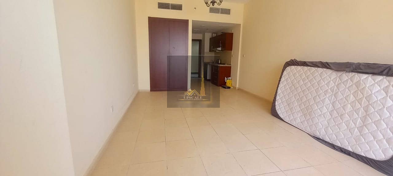 Amazing offer Rented studio for sale in Dubailand